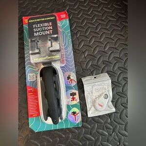 Tenikle PRO- flexible suction mount w/ wireless bluetooth clicker